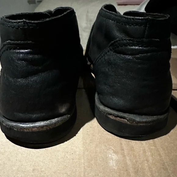 John Varvatos Chukka Boots , Size 10 - Picture 2 of 3